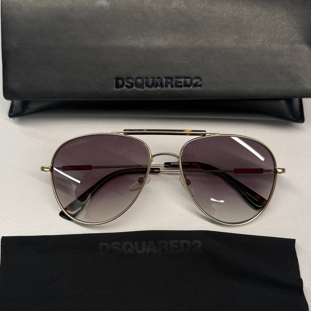 DSQUARED2 Gold Aviator Sunglasses with Black Accents